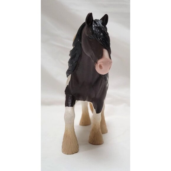 Schleich 2016 Black & White Resin Tinker Gypsy Cob Stallion Figurine Toy 13831 - Picture 5 of 8